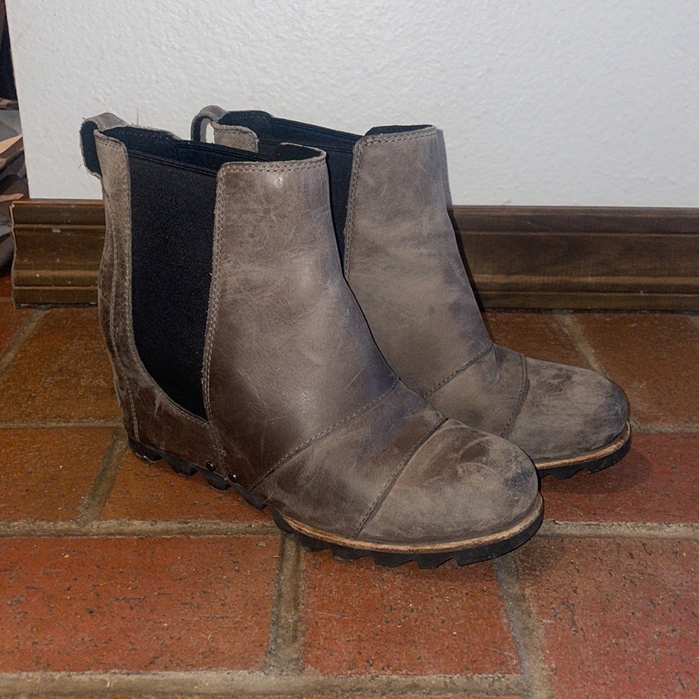 Sorel Gray Lea Ankle Wedge Boots 7.5‎